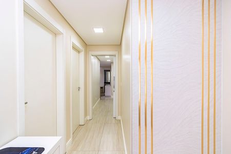 20_photo/94dce6802b.2bd6c31d73845aaa-ATLAS-a9818ef4-4e74-4e55-bae7-22db32909daf.jpg de apartamento à venda com 3 quartos, 205m² em Bacacheri, Curitiba