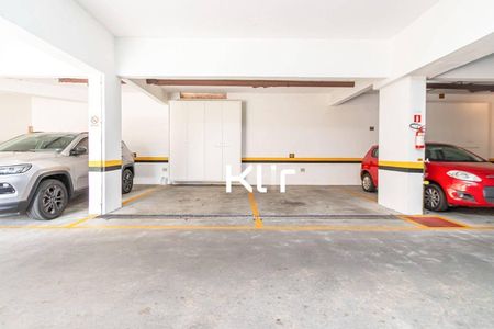 7_photo/94dce6802b.2f15d505e37c7ac5-ATLAS-e6a803ff-26ac-443b-85d0-0d53f0ed9f9b.jpg de apartamento à venda com 3 quartos, 179m² em Bacacheri, Curitiba