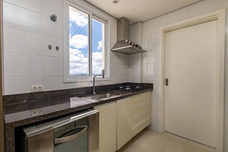 12_photo/94dce6802b.b7a28b76476596d7-ATLAS-1d16ea4c-2a1f-4312-bc9a-c2f820d2b01c.jpg de apartamento à venda com 3 quartos, 179m² em Bacacheri, Curitiba