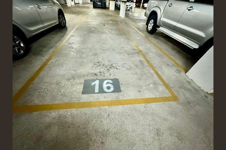 18_photo/94dce6802b.f87c5f63b588f4d4-ATLAS-e0a566f4-699d-499f-9e67-ad65f82052fa.jpg de apartamento à venda com 3 quartos, 94m² em Bacacheri, Curitiba