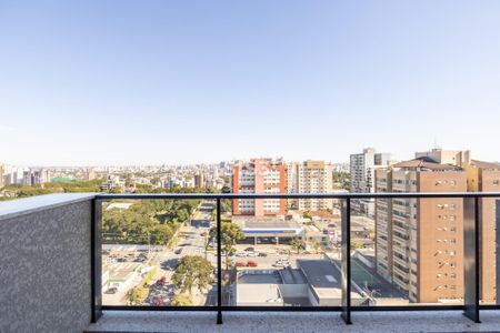 2_photo/94dce6808f.44a1b48fffb61d2b-ATLAS-c2b849b2-9c22-4e06-b222-0d3f970387da.jpg de apartamento à venda com 3 quartos, 190m² em Bacacheri, Curitiba