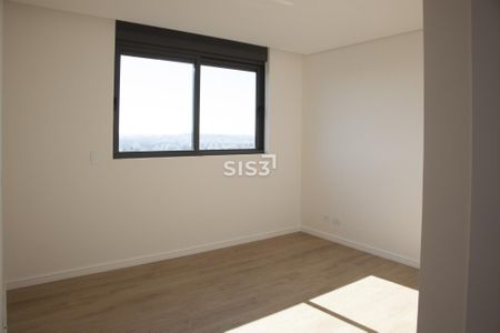 5_photo/94dce6808f.44a1b48fffb61d2b-ATLAS-ccee26c0-23cd-4858-b443-152b9acb4e20.jpg de apartamento à venda com 3 quartos, 190m² em Bacacheri, Curitiba