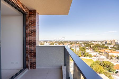 12_photo/94dce6808f.44a1b48fffb61d2b-ATLAS-d3c5dfcd-bf4e-48e1-aedb-b8408720a61b.jpg de apartamento à venda com 3 quartos, 190m² em Bacacheri, Curitiba