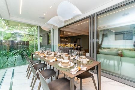 8_photo/94dce680bb.4b227a8d41877f4e-ATLAS-cf7779ba-2666-4905-a99d-3e837033b80d.jpg de apartamento à venda com 3 quartos, 225m² em Bacacheri, Curitiba