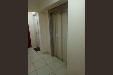 5_photo/94dce681ad.c88a35dd8875ce24-ATLAS-cbd3c3b4-3437-44f7-9948-4a0fc86d94ba.jpg de apartamento para alugar com 2 quartos, 52m² em Bacacheri, Curitiba