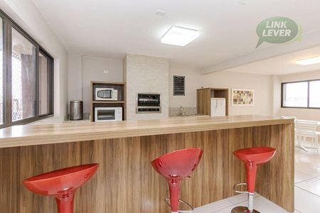 42_photo/94dce681bb.177f86d15b237be4-ATLAS-7996837e-a5a0-41a2-a751-6bf3187283f7.jpg de apartamento à venda com 1 quarto, 29m² em Bacacheri, Curitiba