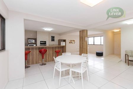 36_photo/94dce681bb.177f86d15b237be4-ATLAS-c78877e1-4e81-4761-ae06-33d54bd96390.jpg de apartamento à venda com 1 quarto, 29m² em Bacacheri, Curitiba