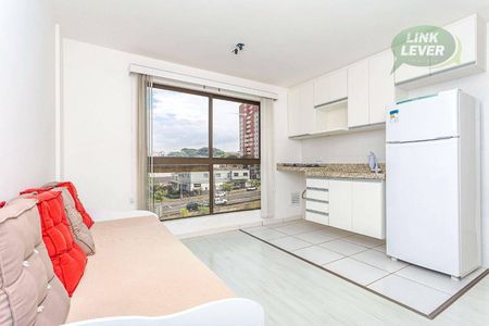 4_photo/94dce681bb.177f86d15b237be4-ATLAS-d8afdac3-24bd-46f2-b065-85142e610ecf.jpg de apartamento à venda com 1 quarto, 29m² em Bacacheri, Curitiba