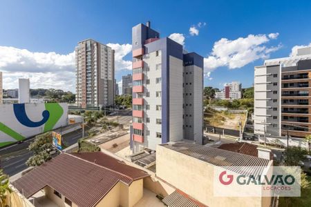 5_photo/94dce681e3.cd92c40122e3601d-ATLAS-27e9d5c9-4b55-409b-bef0-e5eb1c24ed76.jpg de apartamento para alugar com 3 quartos, 64m² em Cabral, Curitiba