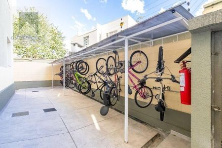 5_photo/94dce681e3.daffc0322b76c05a-ATLAS-34d584d5-791a-4b06-998f-8d39c763aba9.jpg de apartamento à venda com 3 quartos, 65m² em Cabral, Curitiba