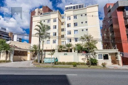 11_photo/94dce681e3.daffc0322b76c05a-ATLAS-3f10911f-b3fc-4619-a890-6dc68baca947.jpg de apartamento à venda com 3 quartos, 65m² em Cabral, Curitiba