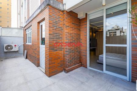 8_photo/94dce68205.0dfaa61ebf1f4f2c-ATLAS-462d2299-9392-41aa-8853-4e09e70e0618.jpg de apartamento à venda com 1 quarto, 42m² em Cabral, Curitiba