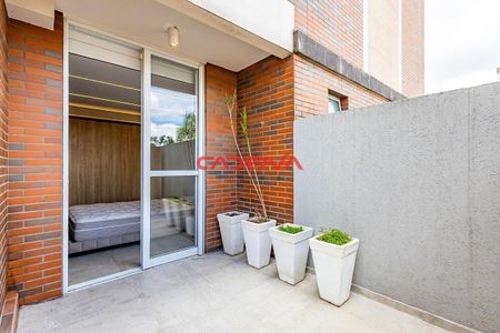 16_photo/94dce68205.0dfaa61ebf1f4f2c-ATLAS-bd0f640b-efad-4dbb-9336-a5478bddf4c7.jpg de apartamento à venda com 1 quarto, 42m² em Cabral, Curitiba