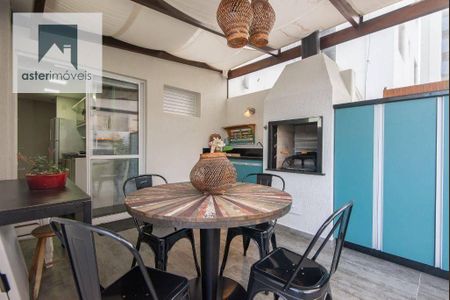 11_photo/94dce68227.0150ca97e65bfe76-ATLAS-5b8f5079-2edb-4a51-a611-2b4235d69c32.jpg de apartamento para alugar com 2 quartos, 152m² em Cabral, Curitiba