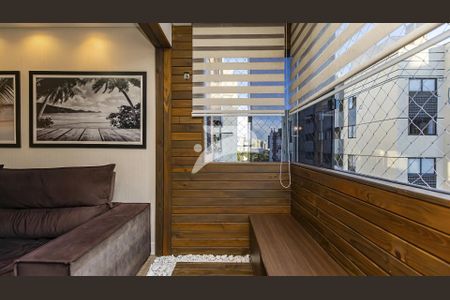 5_photo/94dce6836f.92f1afb65d9faff5-ATLAS-e38cde58-0575-480d-9e3a-aeb9ea6f4a2a.jpg de apartamento para alugar com 3 quartos, 85m² em Cabral, Curitiba