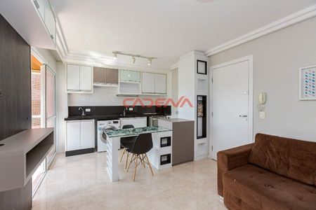 5_photo/94dce68387.2d3ac289e0c8b5b7-ATLAS-c26509b6-6ad9-429f-a895-bc3ba188f5f2.jpg de apartamento para alugar com 1 quarto, 38m² em Cabral, Curitiba