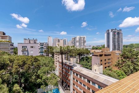 7_photo/94dce683a7.307611fa4065a5b8-ATLAS-1dd1bcbb-c0b8-41cf-b37a-3b7f6330cf43.jpg de apartamento à venda com 3 quartos, 217m² em Cabral, Curitiba