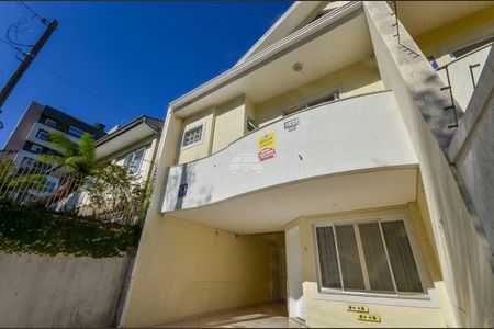 5_photo/94dce683b7.99861d19f0cf5f32-ATLAS-bb4501d0-9a08-4016-b7ea-d832699f8161.jpg de casa à venda com 3 quartos, 192m² em Cabral, Curitiba