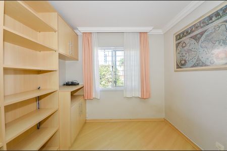 11_photo/94dce683b7.99861d19f0cf5f32-ATLAS-dfae7a06-7cc7-4cfd-96c0-c43b32ee9748.jpg de casa à venda com 3 quartos, 192m² em Cabral, Curitiba