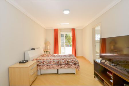 21_photo/94dce683b7.99861d19f0cf5f32-ATLAS-e511563e-d08c-4b6c-9799-8dc867bfcce7.jpg de casa à venda com 3 quartos, 192m² em Cabral, Curitiba