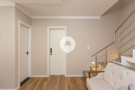 7_photo/94dce683b9.9f73e101bd22bb98-ATLAS-40aa5dd7-a906-4e36-a096-84c3d1767b62.jpg de casa à venda com 3 quartos, 210m² em Cabral, Curitiba