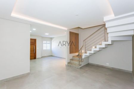 10_photo/94dce683c7.e0fab4a54f4f6967-ATLAS-382e9cef-69a4-46b3-bcb0-20bbf320ab66.jpg de casa à venda com 3 quartos, 210m² em Cabral, Curitiba