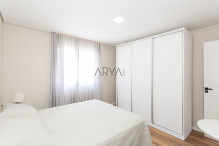 22_photo/94dce683c7.e0fab4a54f4f6967-ATLAS-e67c1a04-a3e9-413c-b158-16ea8f9813b0.jpg de casa à venda com 3 quartos, 210m² em Cabral, Curitiba