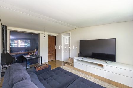 5_photo/94dce683d1.a1d48978715eb3ca-ATLAS-21ad7eb2-8e56-407f-a65d-89279761ed8a.jpg de casa à venda com 6 quartos, 400m² em Cabral, Curitiba