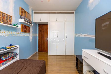 10_photo/94dce683d1.a1d48978715eb3ca-ATLAS-3cba276a-75f1-4c43-8fae-dafd2c0f760c.jpg de casa à venda com 6 quartos, 400m² em Cabral, Curitiba