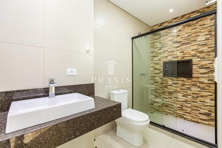 47_photo/94dce683d1.a1d48978715eb3ca-ATLAS-abb95202-36bd-4a49-93b8-6cce63b2e7ef.jpg de casa à venda com 6 quartos, 400m² em Cabral, Curitiba