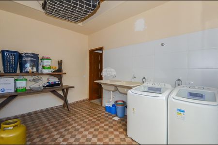 7_photo/94dce683f3.e23d7326dfa8d488-ATLAS-2423b060-d889-46a8-b5b2-51d59624d7f4.jpg de casa à venda com 5 quartos, 213m² em Boa Vista, Curitiba