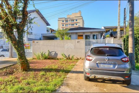 2_photo/94dce683f3.e23d7326dfa8d488-ATLAS-bdcd289c-8708-4a4d-b318-280d98daef8d.jpg de casa à venda com 5 quartos, 213m² em Boa Vista, Curitiba