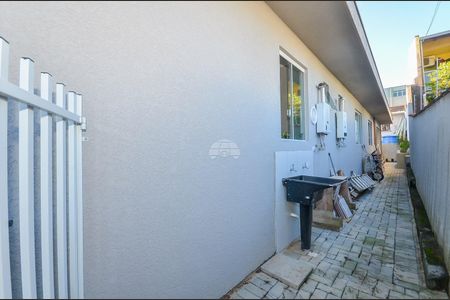 2_photo/94dce683f3.e23d7326dfa8d488-ATLAS-c157104e-aa5b-4ac5-b890-ba0623891b6f.jpg de casa à venda com 5 quartos, 213m² em Boa Vista, Curitiba