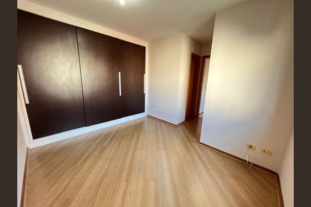 8_photo/94dce684a5.64f8aef48068d3ef-ATLAS-71b32ec2-23ea-4a2a-9032-11ff4dc1f6aa.jpg de apartamento para alugar com 3 quartos, 75m² em Cabral, Curitiba