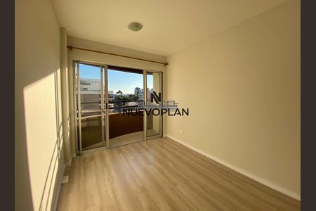 4_photo/94dce684a5.64f8aef48068d3ef-ATLAS-9f087030-13ad-469f-ba93-ec4e319c3194.jpg de apartamento para alugar com 3 quartos, 74m² em Cabral, Curitiba