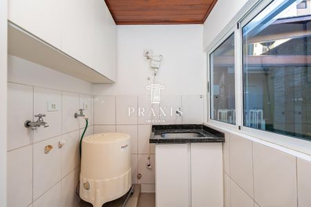 15_photo/94dce684ab.ec45c5915be217bb-ATLAS-fe9f2ba4-a237-466d-9743-e91a778eafad.jpg de casa para alugar com 3 quartos, 140m² em Cabral, Curitiba