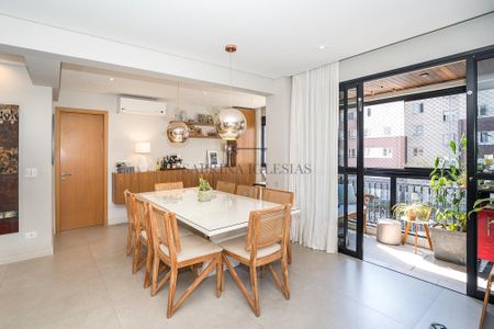 6_photo/94dce684ad.9cd09d62141770ca-ATLAS-193a791f-2d3d-4ece-8027-b1a5a8468f64.jpg de apartamento à venda com 3 quartos, 113m² em Cabral, Curitiba