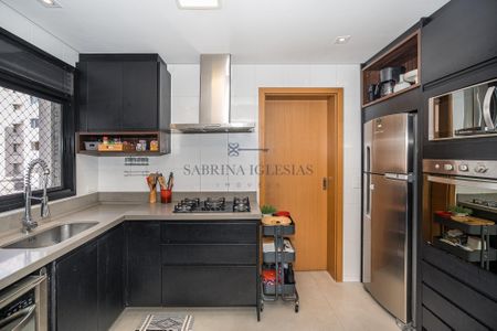 6_photo/94dce684ad.9cd09d62141770ca-ATLAS-d5bbbda5-4f0b-4962-8dc9-e85aa22a9ba7.jpg de apartamento à venda com 3 quartos, 113m² em Cabral, Curitiba