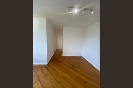 8_photo/94dce684b3.2bd6c31d73845aaa-ATLAS-256d8a8a-8872-4fa2-b447-eea76770a82f.jpg de apartamento para alugar com 3 quartos, 66m² em Cabral, Curitiba