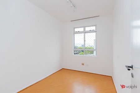 12_photo/94dce684b3.960cf44313219e4a-ATLAS-d7381a4e-0150-4ce5-956c-e60d801f37ef.jpg de apartamento para alugar com 3 quartos, 65m² em Cabral, Curitiba