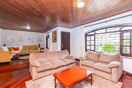 5_photo/94dce68511.5a2f4c1142563326-ATLAS-8e6b1ef6-3a1b-4ef9-be84-d9fa44b5701a.jpg de casa à venda com 4 quartos, 300m² em Bacacheri, Curitiba