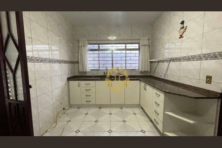 8_photo/94dce6855f.7e2ea02b9085bf9d-ATLAS-35c8ae93-3ccf-4077-979e-95d171ce230c.jpg de casa à venda com 4 quartos, 420m² em Boa Vista, Curitiba