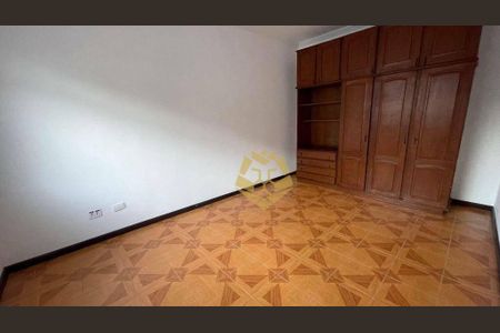 23_photo/94dce6855f.7e2ea02b9085bf9d-ATLAS-676bae01-92b2-4a32-9d99-3ca7b7e2d36b.jpg de casa à venda com 4 quartos, 420m² em Boa Vista, Curitiba