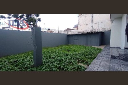 48_photo/94dce6855f.7e2ea02b9085bf9d-ATLAS-a1dd1b79-26b1-4d7b-9999-ecacdd0d12f8.jpg de casa à venda com 4 quartos, 420m² em Boa Vista, Curitiba