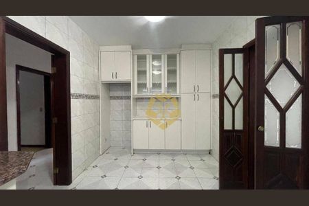 9_photo/94dce6855f.7e2ea02b9085bf9d-ATLAS-b79d5483-f88c-450d-bac0-231880939c27.jpg de casa à venda com 4 quartos, 420m² em Boa Vista, Curitiba