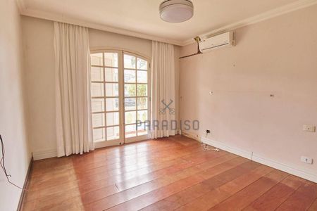 2_photo/94dce68583.e49eeb1862c04c6f-ATLAS-052c0375-2abf-4a26-8d85-d36a1e39abfa.jpg de casa à venda com 3 quartos, 201m² em Bacacheri, Curitiba