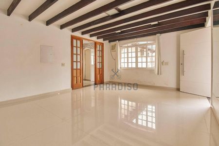 5_photo/94dce68583.e49eeb1862c04c6f-ATLAS-4dd3bcd7-dbf6-4499-aff1-0fae0349c60a.jpg de casa à venda com 3 quartos, 201m² em Bacacheri, Curitiba