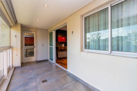 10_photo/94dce68665.d347a5f3276dc90e-ATLAS-ff416b26-cd5a-4d80-9eab-c87a8f4ca9b3.jpg de apartamento à venda com 3 quartos, 124m² em Boa Vista, Curitiba