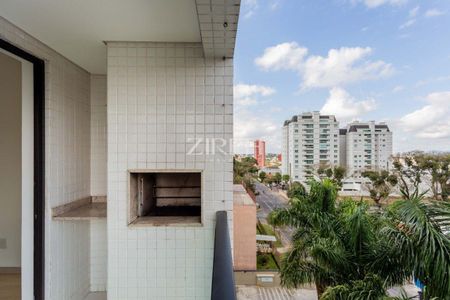 5_photo/94dce686d5.1df00fe9f1d01ce2-ATLAS-1d0a2b79-3215-4e56-84f3-4c53401c4e20.jpg de apartamento à venda com 3 quartos, 83m² em Boa Vista, Curitiba