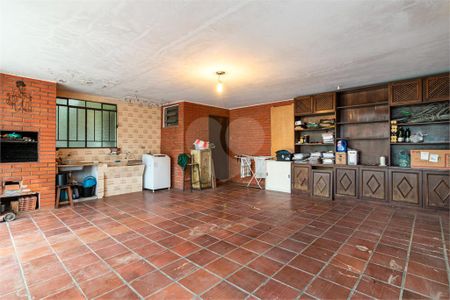7_photo/94dce686e3.db20ad0f7650a763-ATLAS-4e13948d-fe60-4a5d-8b75-f8d386ae1a64.jpg de casa à venda com 3 quartos, 300m² em Boa Vista, Curitiba